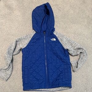 The North Face water repellent quilted sweater fleece jacket blue gray size 6